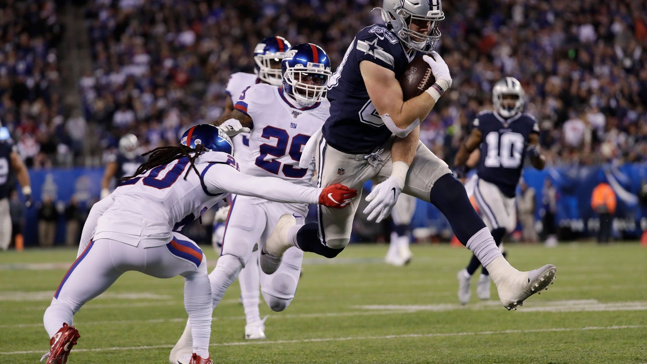 Prescott throws for 3 TDs as Cowboys beat Giants again